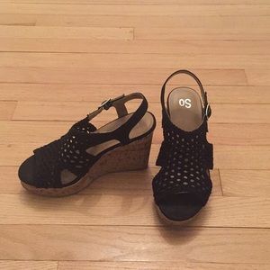 Black crochet top wedges